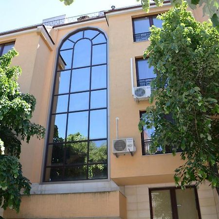 וארנה Vazov Residence , Two Bedroom Top Centre Apartment מראה חיצוני תמונה