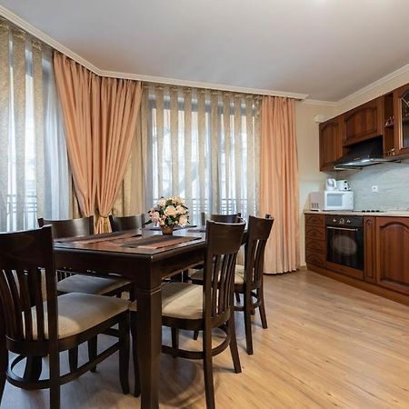 וארנה Vazov Residence , Two Bedroom Top Centre Apartment מראה חיצוני תמונה