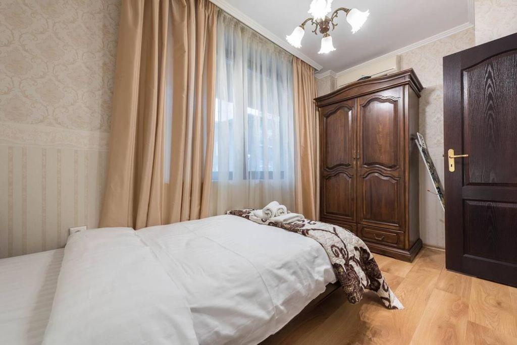 וארנה Vazov Residence , Two Bedroom Top Centre Apartment מראה חיצוני תמונה