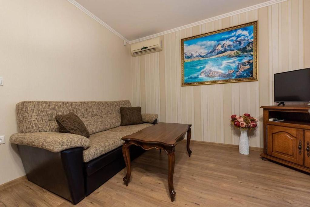 וארנה Vazov Residence , Two Bedroom Top Centre Apartment מראה חיצוני תמונה